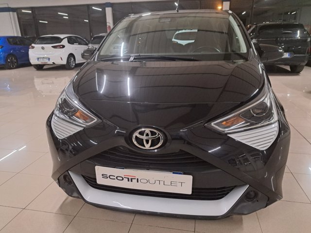 TOYOTA Aygo Connect 1.0 VVT-i 72 CV 5 porte x-play
