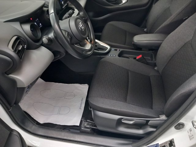 TOYOTA Yaris cross 1.5h active fwd 116cv e-cvt