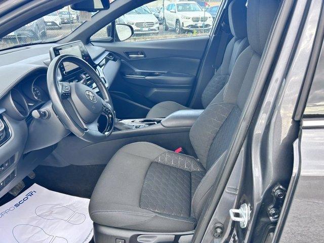 TOYOTA C-hr 1.8h trend e-cvt