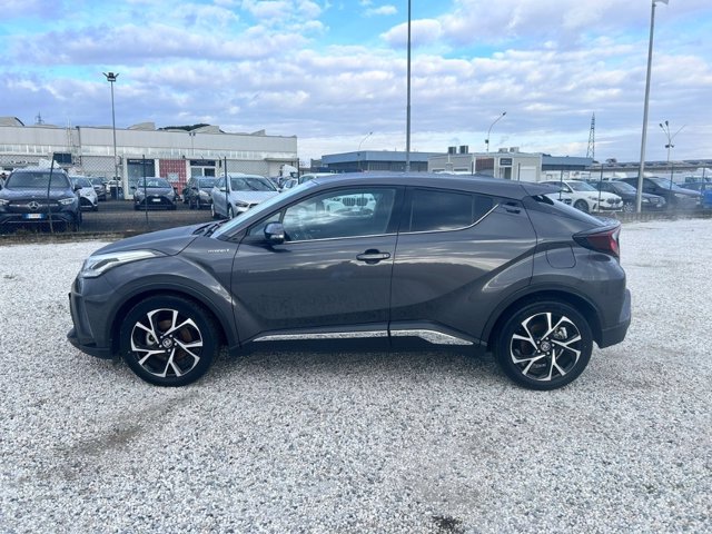 TOYOTA C-hr 1.8h trend e-cvt