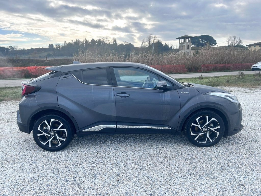 TOYOTA C-hr 1.8h trend e-cvt