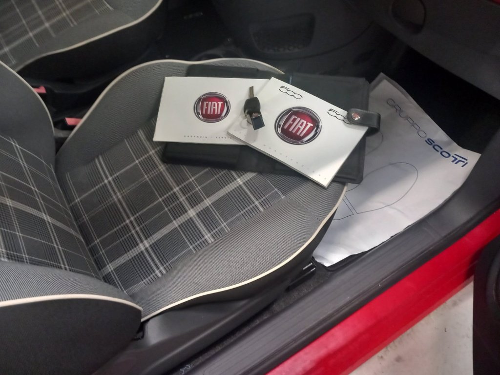 FIAT 500 1.2 lounge 69cv