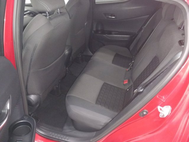 TOYOTA C-hr 1.8h trend e-cvt