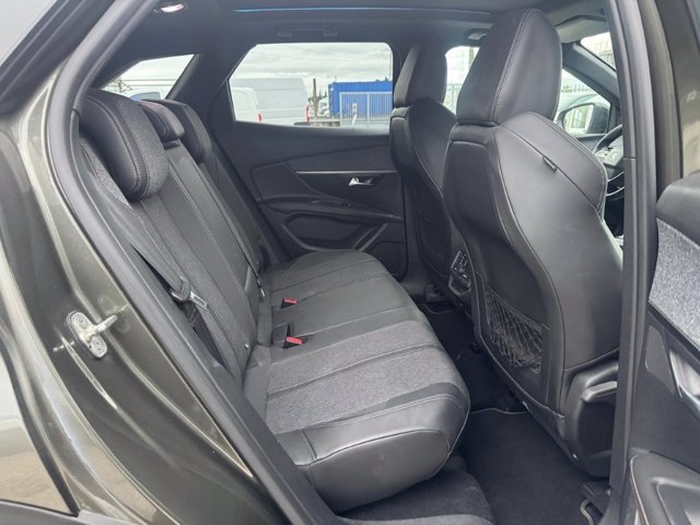 PEUGEOT 3008 BlueHDi 130 S&S EAT8 GT Line