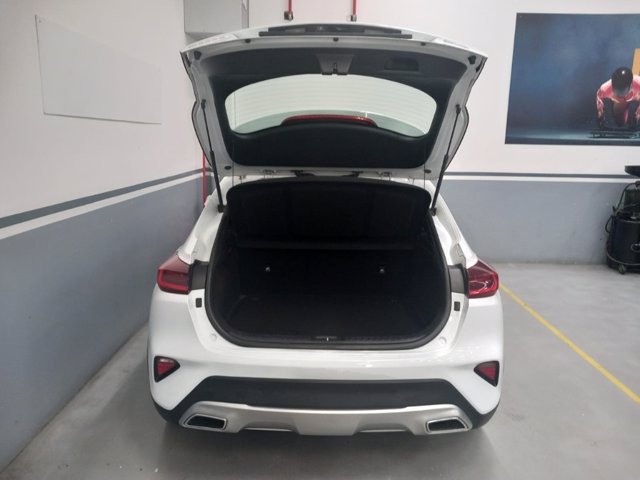 KIA Xceed 1.0 t-gdi business gpl 117cv