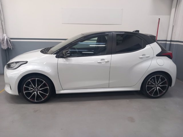 TOYOTA Yaris 1.5 Hybrid 5 porte GR Sport