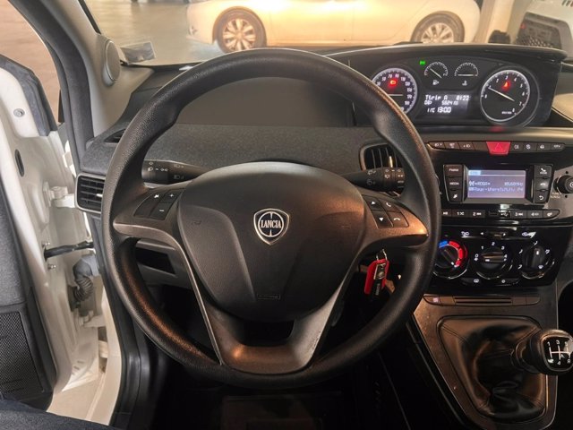 LANCIA Ypsilon 1.2 69 CV 5 porte S&S Elefantino Blu