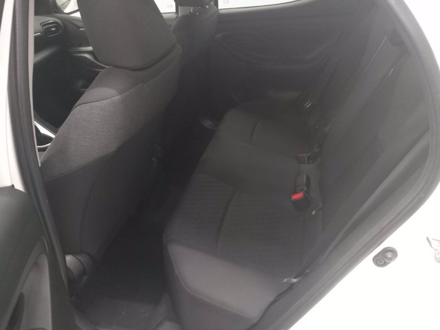 TOYOTA Yaris 1.0 active