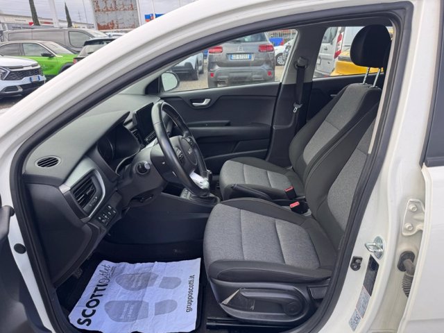 KIA Stonic 1.0 t-gdi mhev urban 100cv imt