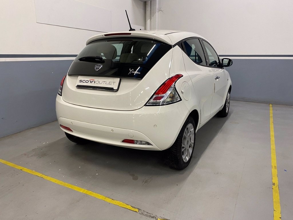 LANCIA Ypsilon 0.9 t.air gold s&s 85cv dfn