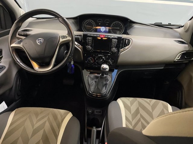 LANCIA Ypsilon 0.9 t.air gold s&s 85cv dfn