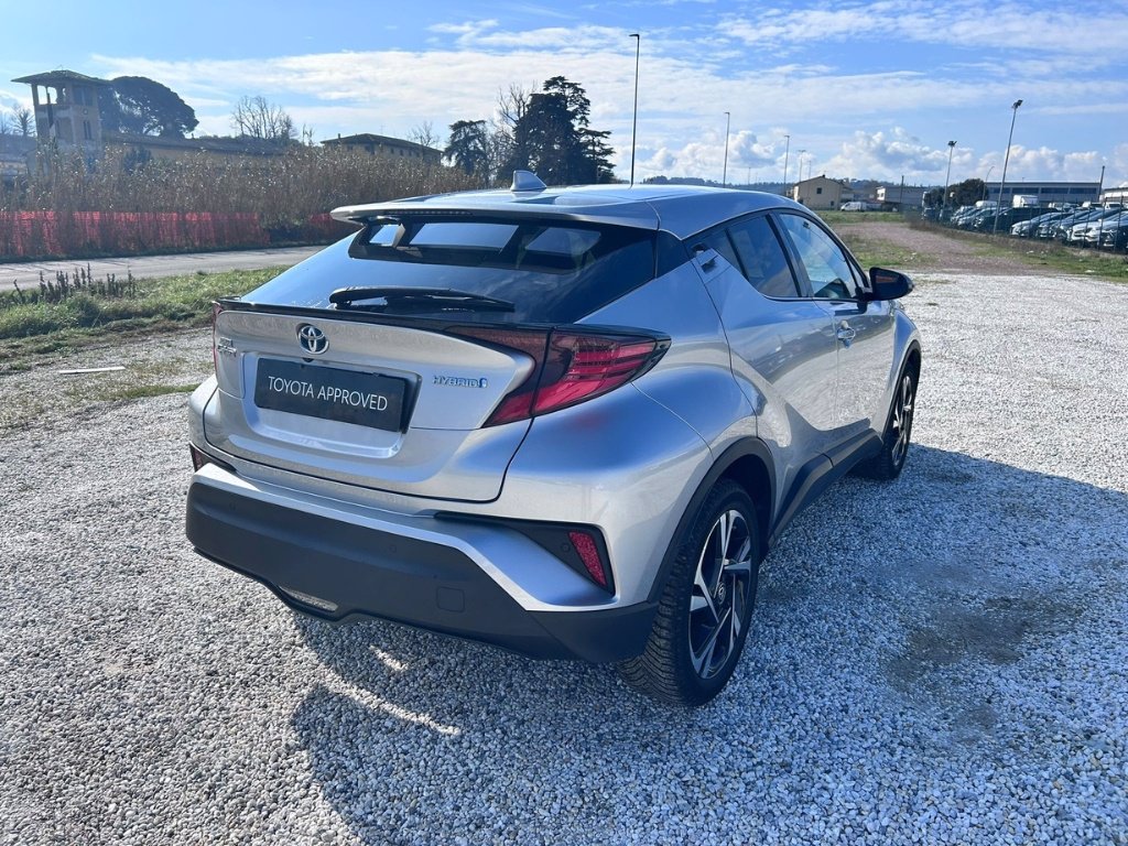 TOYOTA C-hr 1.8h trend e-cvt