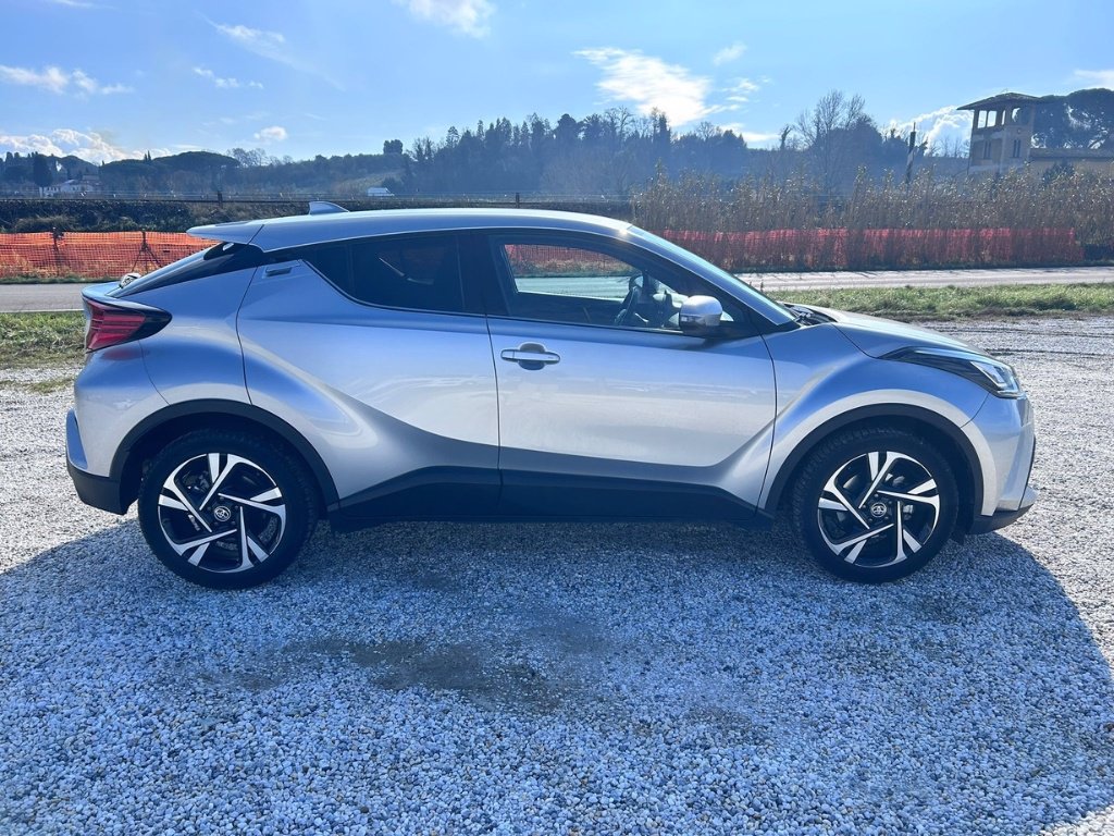 TOYOTA C-hr 1.8h trend e-cvt