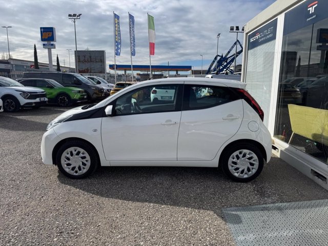 TOYOTA Aygo Connect 1.0 VVT-i 72 CV 5 porte x-play