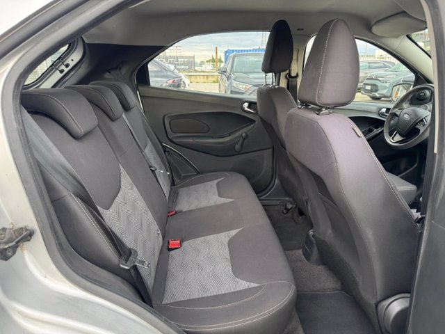 FORD Ka + 1.2 70cv