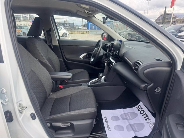 TOYOTA Yaris Cross 1.5 Hybrid 5p. E-CVT Active