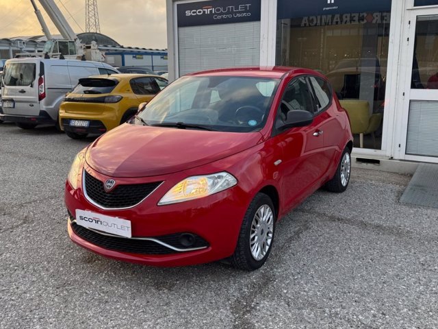 LANCIA Ypsilon 1.2 silver 69cv