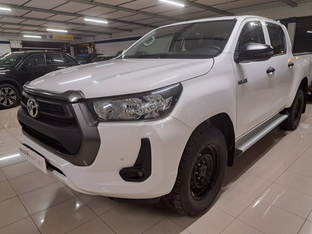 TOYOTA Hilux 2.4 d-4d double cab comfort 4wd