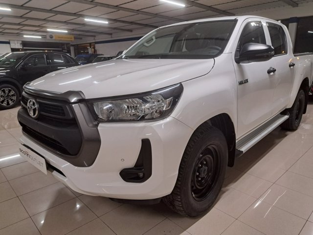 TOYOTA Hilux 2.4 d-4d double cab comfort 4wd