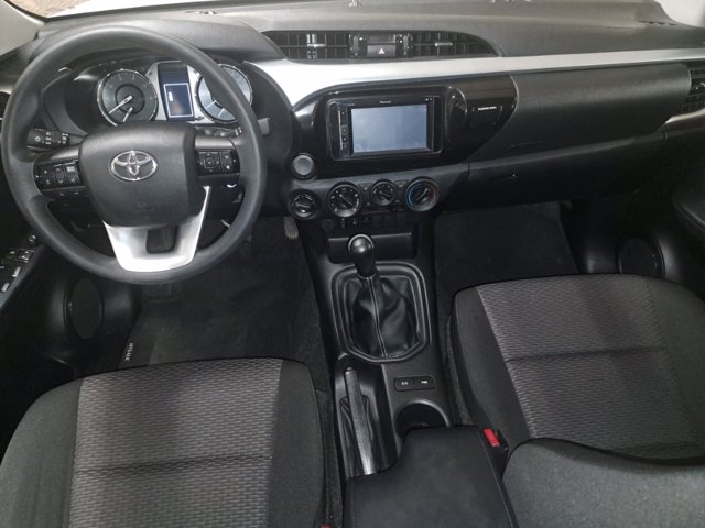 TOYOTA Hilux 2.4 d-4d double cab comfort 4wd