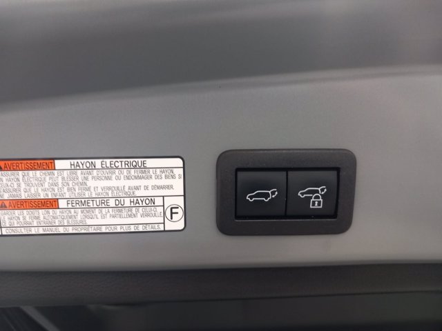 TOYOTA Corolla cross 2.0h lounge light 2wd 197cv e-cvt