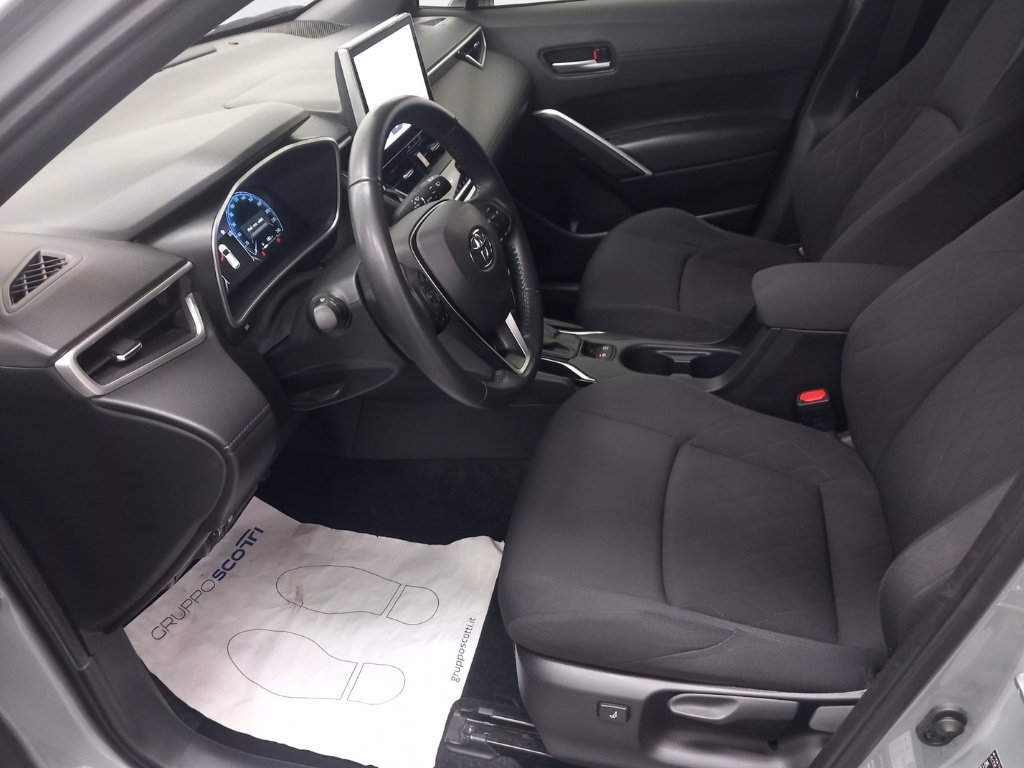 TOYOTA Corolla cross 2.0h lounge light 2wd 197cv e-cvt