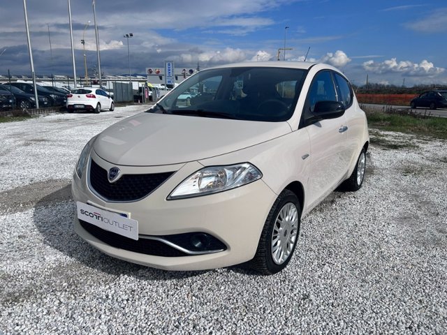 LANCIA Ypsilon 1.2 gold 69cv my16