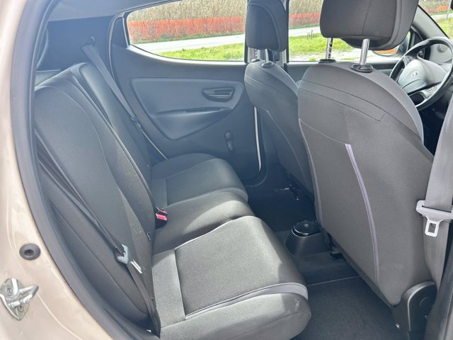 LANCIA Ypsilon 1.2 gold 69cv my16