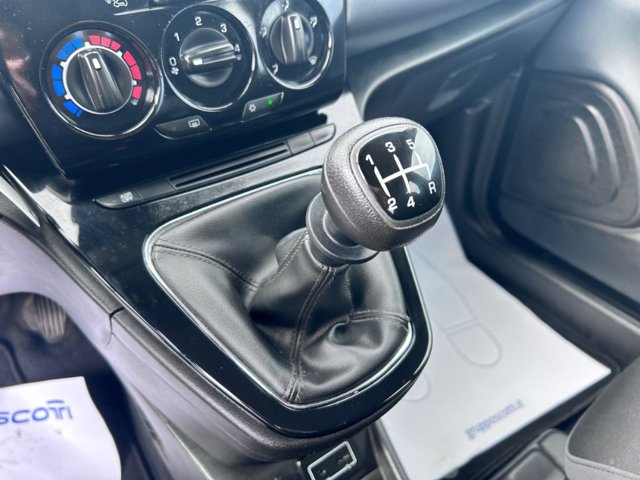 LANCIA Ypsilon 1.2 gold 69cv my16