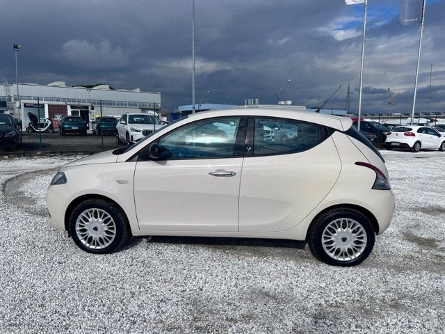 LANCIA Ypsilon 1.2 gold 69cv my16