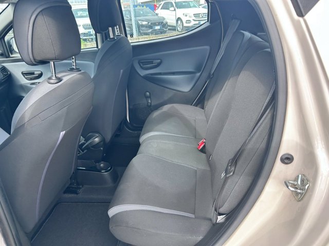 LANCIA Ypsilon 1.2 gold 69cv my16