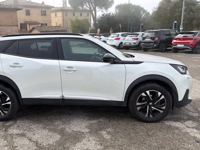 PEUGEOT 2008 1.2 puretech allure s&s 130cv eat8