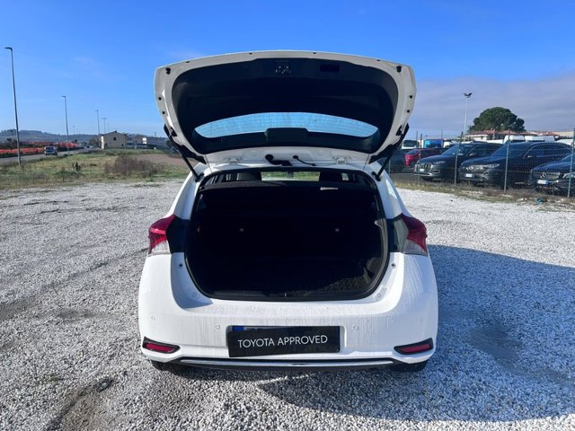 TOYOTA Auris 1.8h active cvt my17