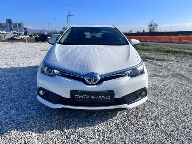 TOYOTA Auris 1.8h active cvt my17