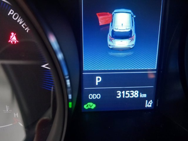 TOYOTA C-hr 1.8h active e-cvt