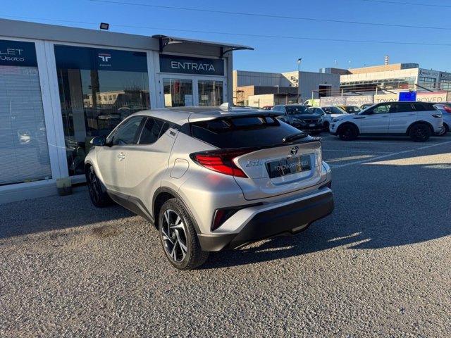 TOYOTA C-hr 1.8h trend e-cvt
