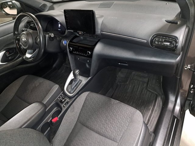 TOYOTA Yaris Cross 1.5 Hybrid 5p. E-CVT AWD-i Trend