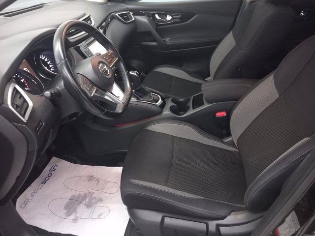 NISSAN Qashqai 1.6 dci business 2wd 130cv xtronic
