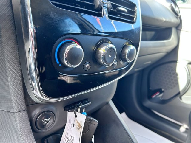 RENAULT Clio 5p 1.2 live gpl 75cv