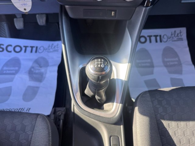 TOYOTA Yaris 1.0 trend