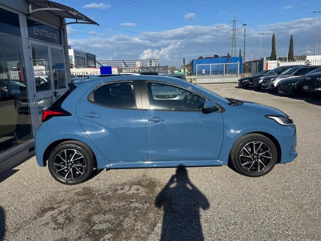 TOYOTA Yaris 1.0 trend