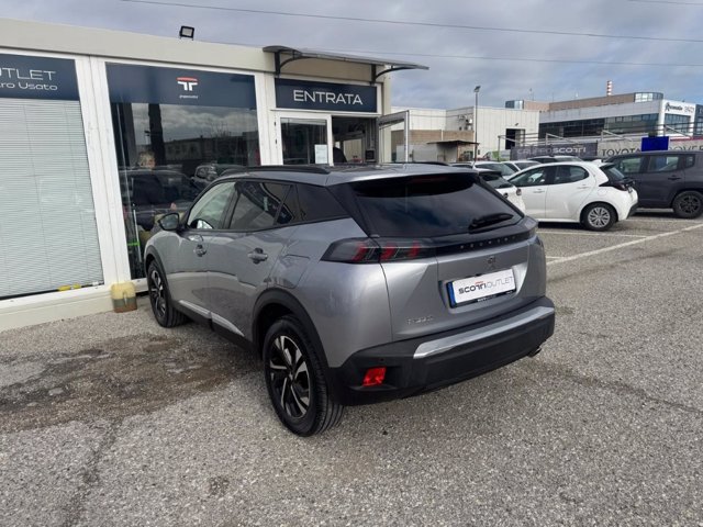 PEUGEOT 2008 BlueHDi 110 S&S Allure