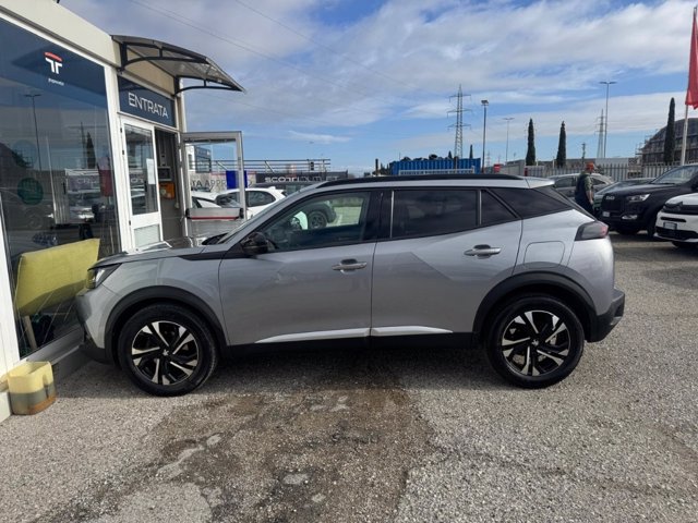 PEUGEOT 2008 BlueHDi 110 S&S Allure