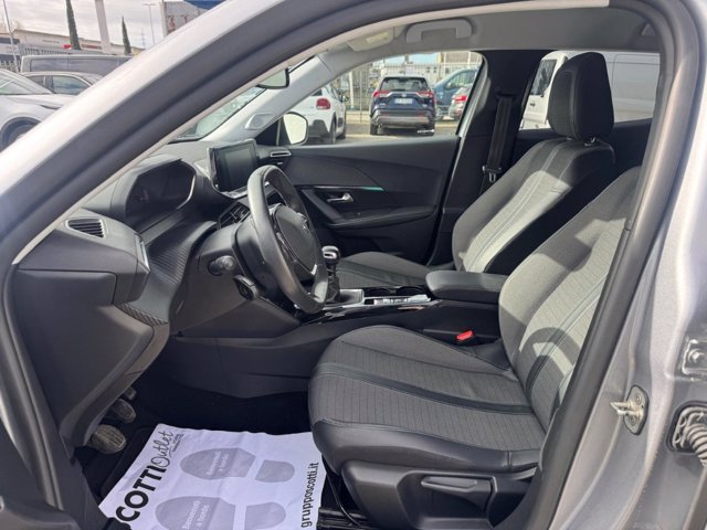 PEUGEOT 2008 BlueHDi 110 S&S Allure