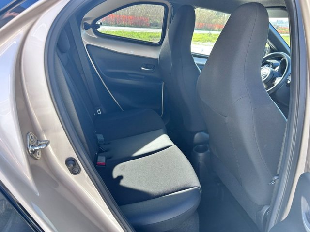 TOYOTA Aygo x 1.0 lounge 72cv s-cvt