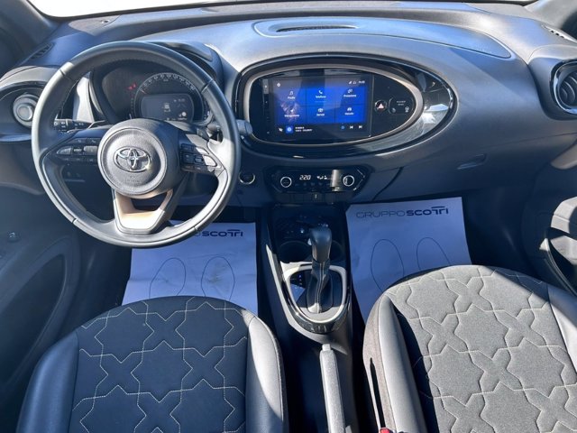 TOYOTA Aygo x 1.0 lounge 72cv s-cvt