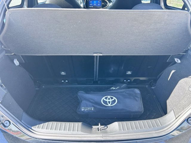 TOYOTA Aygo x 1.0 lounge 72cv s-cvt