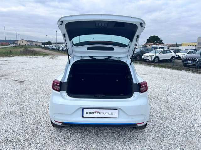 RENAULT Clio 1.6 e-tech hybrid serie limitata 140cv auto