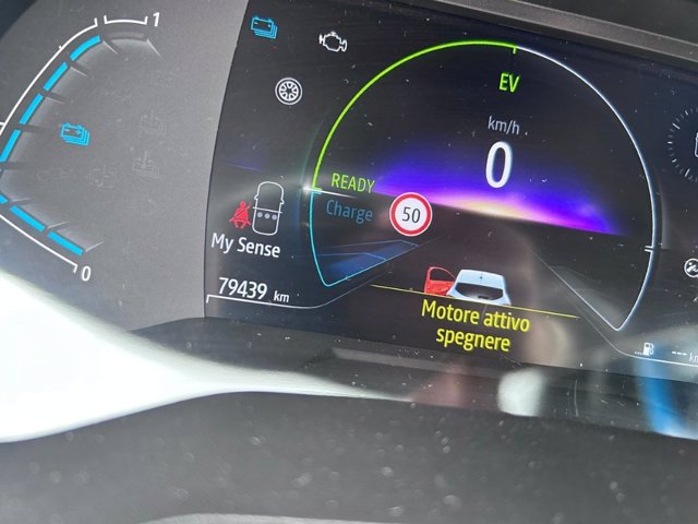 RENAULT Clio 1.6 e-tech hybrid serie limitata 140cv auto