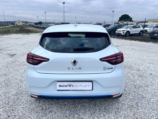 RENAULT Clio 1.6 e-tech hybrid serie limitata 140cv auto